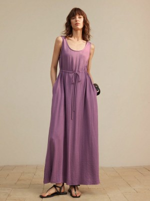 Fioletowa sukienka rozcięcia (L)