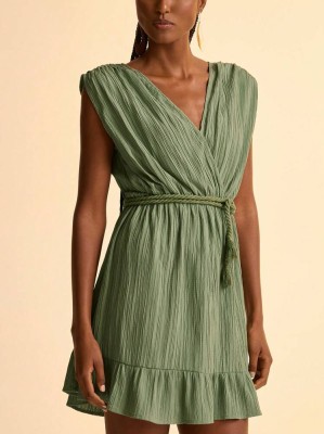 Zielona sukienka mini pasek (M)