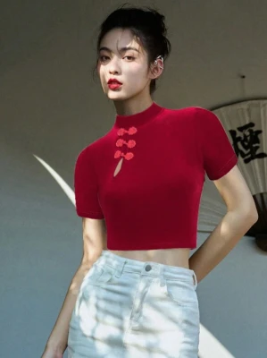 Welurowy krótki top stójka (S)