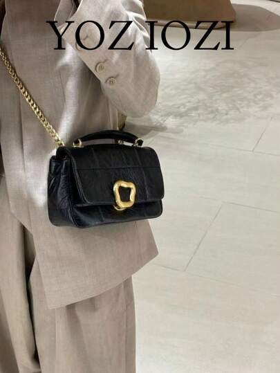 Czarna mała torebka