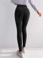 Czarne jeansy skinny (30)