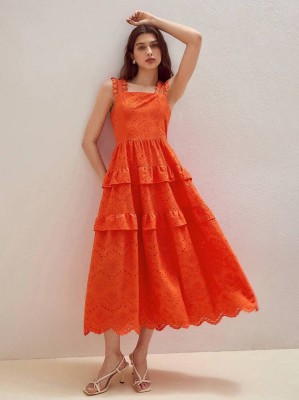 Pomarańczowa sukienka midi hafty (S)