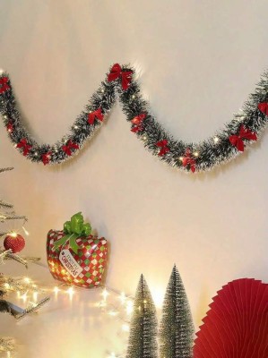 Świąteczna girlanda kokardy