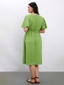 Zielona sukienka midi pasek (1XL)
