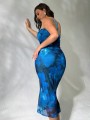 Niebieska sukienka midi (2XL)