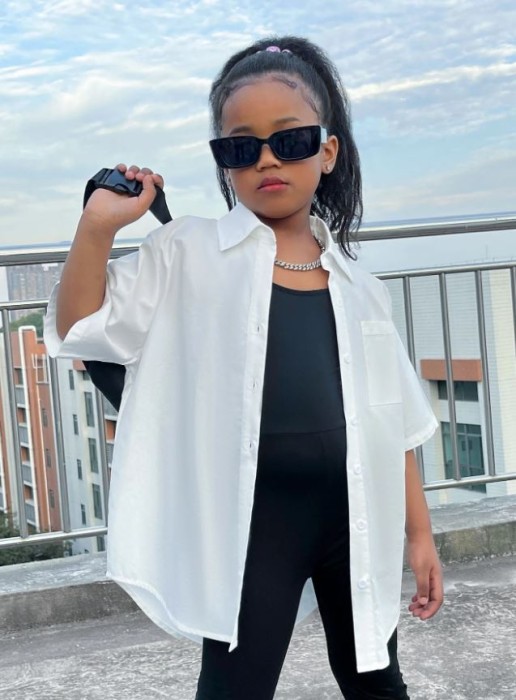 Biała dłuższa koszula guziki (9L)