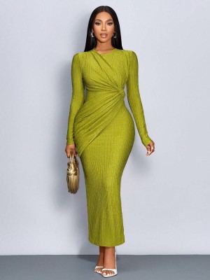 Zielona teksturowana sukienka (M)