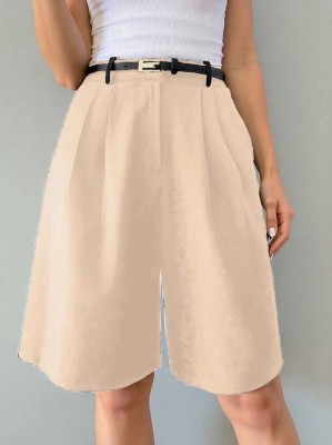 Beżowe szorty zaszewki (2XL)