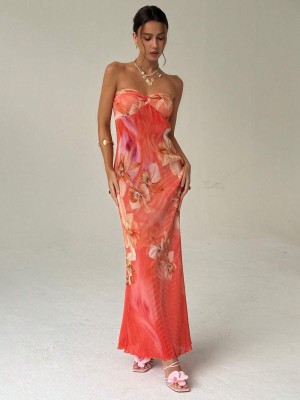 Plisowana sukienka maxi wzór (M)