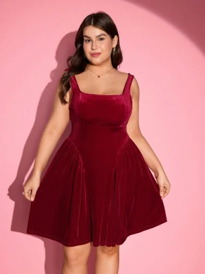 Welurowa sukienka ramiączka (4XL)