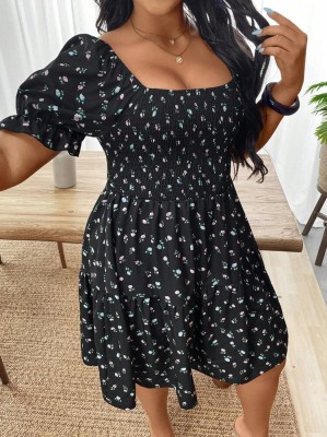 Czarna sukienka kwiaty (4XL)