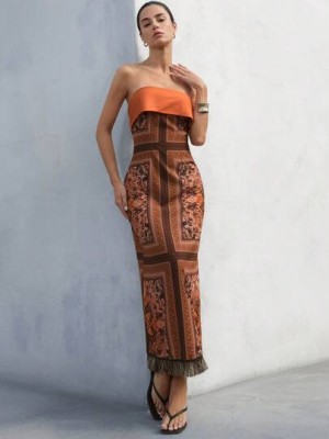 Wzorzysta sukienka odkryte ramiona (XS)