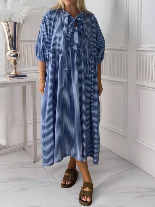 Niebieska sukienka midi paski (4XL)