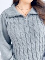 Dzianinowa sukienka mini zamek (2XL)