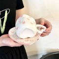 Śmietanowy zestaw filiżanka podstawka wzór