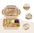 Beżowy lunchbox sztućce