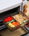 Granatowy lunchbox sztućce