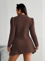 Brązowa dzianinowa sukienka mini (1XL)