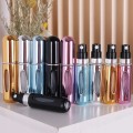 Różnokolorowe atomizery na perfumy 10 sztuk