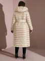 Beżowy puchowy płaszcz pasek (2XL)