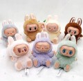 LABUBU-MASKOTKA-LALKA-LALECZKA-BRELOK-FIGURKA-PLUSZAK-NIESPODZIANKA-Minimalny-wiek-dziecka-4.jpg