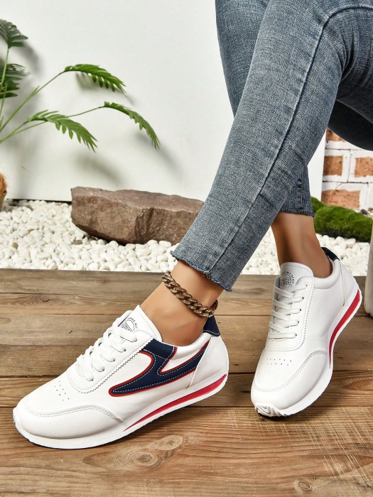 Białe sznurowane buty sportowe (39,5)