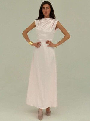 Satynowa sukienka maxi (S)