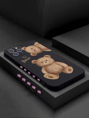 Czarne etui na telefon iPhone 13pro