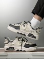 Beżowe buty sportowe nadruk (44)