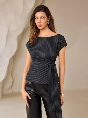 Czarna bluzka wzór pasek (S)