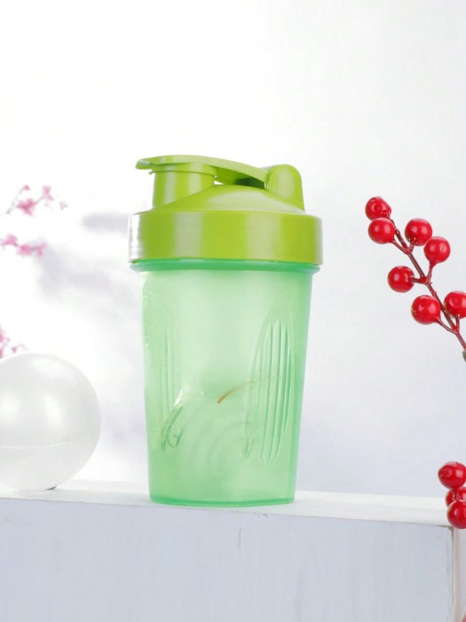 Zielony plastikowy shaker