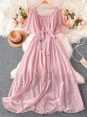 Różowa sukienka wzór pasek (1XL)