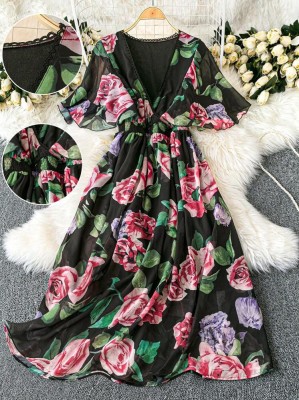 Czarna sukienka kwiaty (0XL)