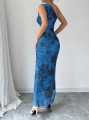 Niebieska sukienka maxi wzór (M)