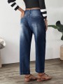 Ciemnoniebieskie proste jeansy (26)