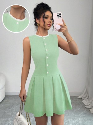 Seledynowa sukienka mini (L)