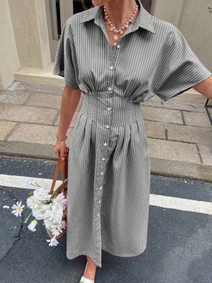 Pasiasta koszulowa sukienka (M)