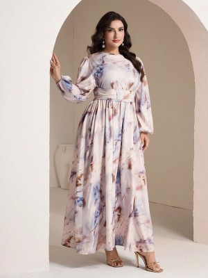 Wzorzysta sukienka maxi (3XL)