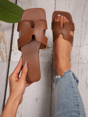 Brązowe klapki imitacja skóry (36)