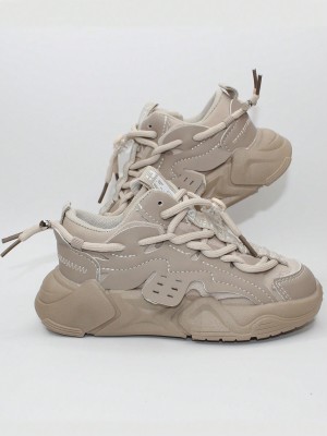 Beżowe buty sportowe (35)