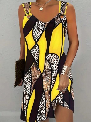 Kolorowa sukienka mini wzór (L)