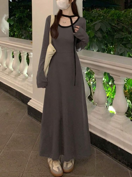 Dzianinowa sukienka długie rękawy (S)