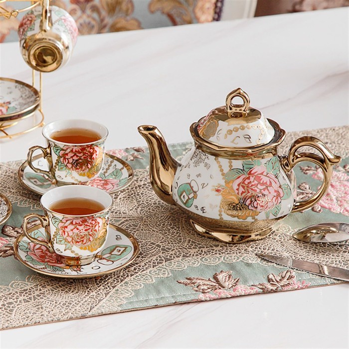 Porcelanowy zestaw filiżanka spodek