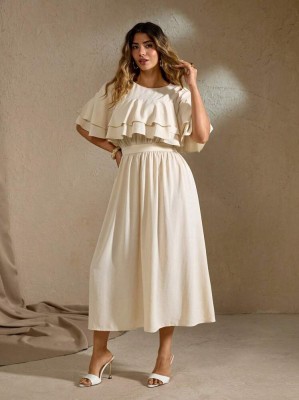 Beżowa sukienka falbany (1XL)