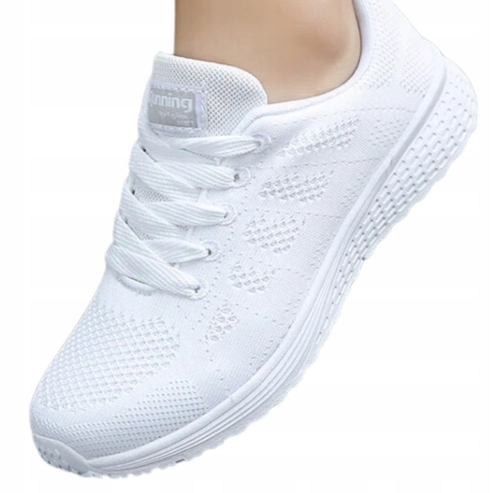 Śmietanowe sportowe buty (42)