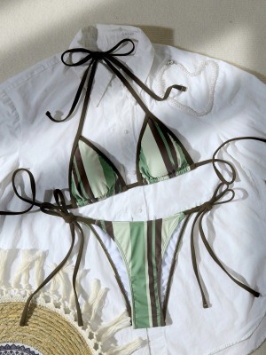 Kolorowy strój dwuczęściowy paski (M)