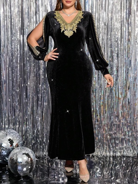 Czarna aksamitna sukienka maxi (3XL)