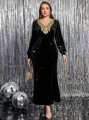 Czarna aksamitna sukienka maxi (3XL)