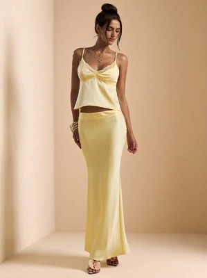 Jasnożółty komplet satynowy (S)