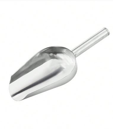 Metalowa szufelka do lodu